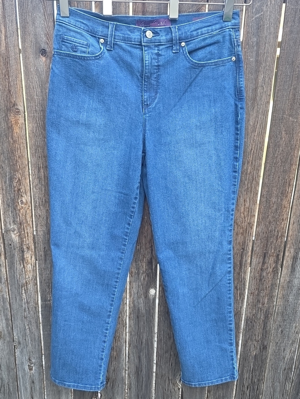 Classic High-Rise Women’s Jeans in Medium Blue Size 12S